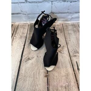 JUICY COUTURE Women’s Black Tie Sling Back Heels / Size: 6